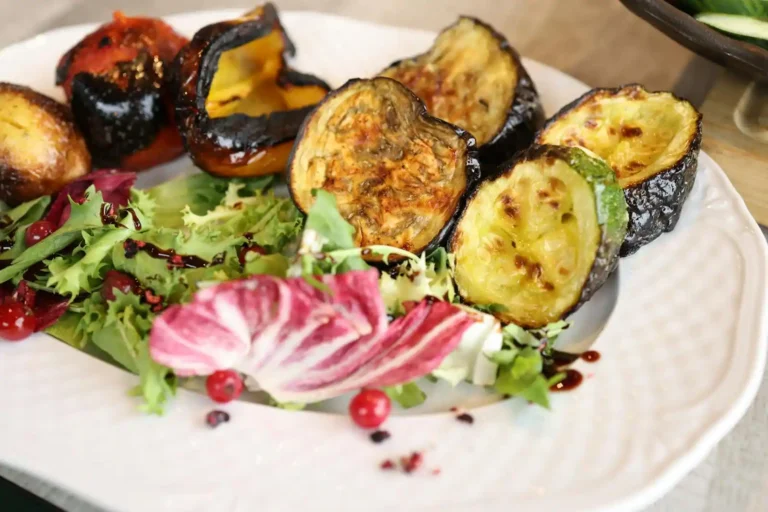 Mediterranean food : comprendre une cuisine, adopter ses principes au quotidien