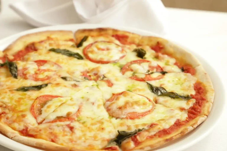 Pizza maison : tout sur la cuisson, du four classique à l&rsquo;acier