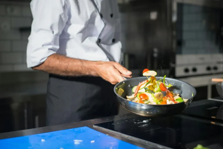 Trouver un wok près de chez soi : les trois formats, les signaux à lire, comment ne pas se tromper