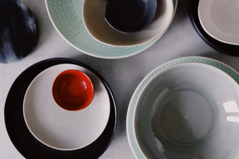 Vaisselle quiet : le luxe discret qui redéfinit la table